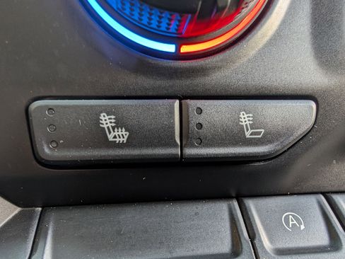 Used 2021 Chevrolet Silverado 1500 LT w/ All Star Edition Plus image 31