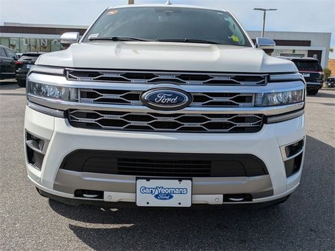 Certified 2022 Ford Expedition Platinum image 9
