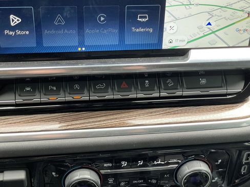 Used 2025 Chevrolet Silverado 1500 LT image 21