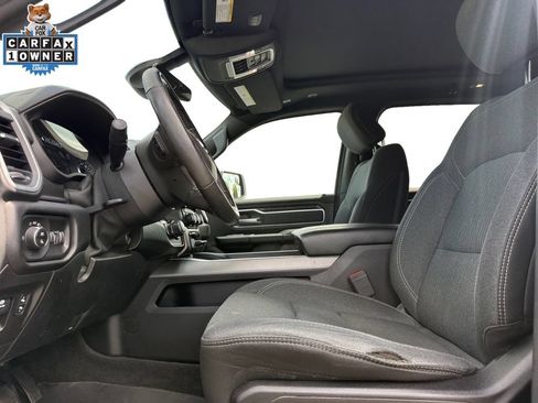 Used 2019 RAM 1500 Big Horn AWD/4WD image 9