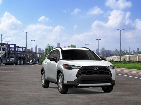 New 2026 Toyota Corolla Cross LE image 19