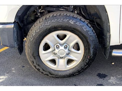 Used 2017 Toyota Tundra SR5 image 10