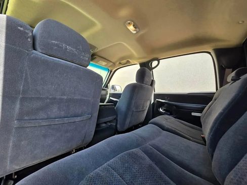 Used 2002 Chevrolet Silverado 2500 LS w/ Off-Road Skid Plate Pkg AWD/4WD image 11