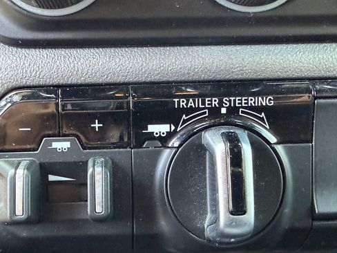 Used 2021 RAM 1500 Big Horn AWD/4WD image 26