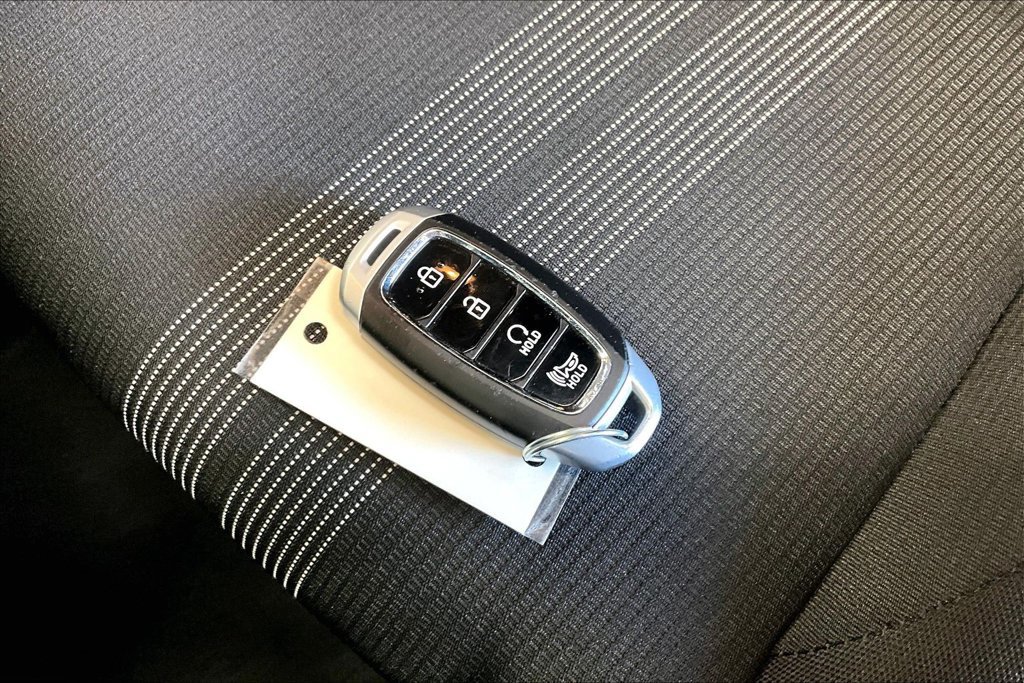 Used 2024 Hyundai Venue SEL FWD image 10