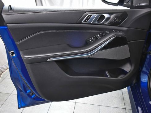 Used 2024 BMW X5 M60i AWD/4WD image 9