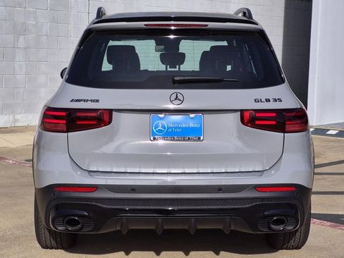 New 2026 Mercedes-Benz GLB 35 AMG 4MATIC image 5