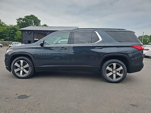 Used 2021 Chevrolet Traverse LT w/ LT Premium Package FWD image 5