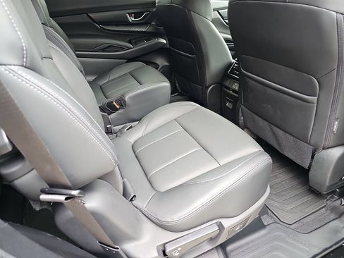 Used 2026 Subaru Ascent Premium AWD/4WD image 14