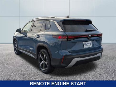 New 2025 Volkswagen Tiguan SE AWD/4WD image 3