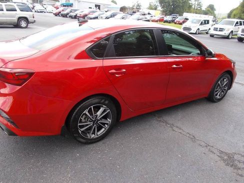 Used 2023 Kia Forte LXS w/ LXS Technology Package FWD image 13