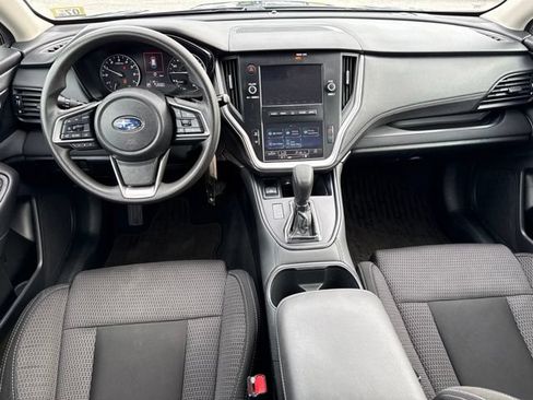 Used 2025 Subaru Outback AWD/4WD image 22