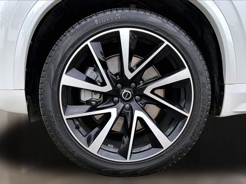 Used 2022 Volvo XC90 T8 Inscription Expression w/ Advanced Package AWD/4WD image 8