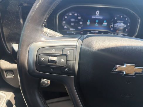 Used 2023 Chevrolet Silverado 1500 LT AWD/4WD image 13