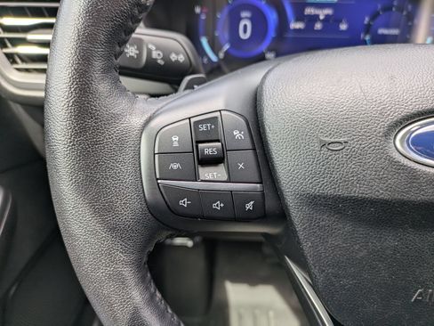 Used 2020 Ford Escape Titanium AWD/4WD image 30
