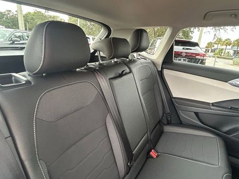New 2026 Volkswagen Taos SE FWD image 50