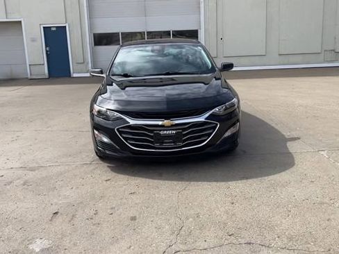 Used 2024 Chevrolet Malibu LT FWD image 3