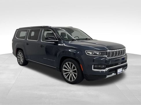 Used 2023 Jeep Grand Wagoneer L Series II AWD/4WD image 9