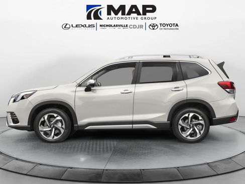 Used 2023 Subaru Forester Touring w/ Popular Package #2 AWD/4WD image 3