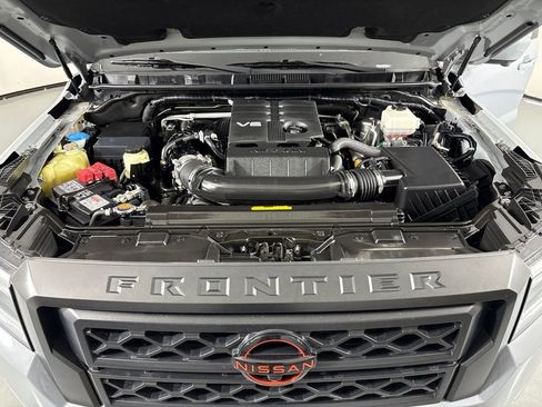 Used 2022 Nissan Frontier PRO-4X AWD/4WD image 34