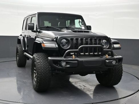 Used 2023 Jeep Wrangler Unlimited Rubicon 392 w/ Xtreme Recon 35" Tire Package image 8