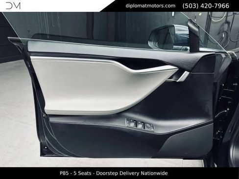 Used 2013 Tesla Model S Performance RWD image 25