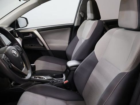 Used 2014 Toyota RAV4 XLE FWD image 10