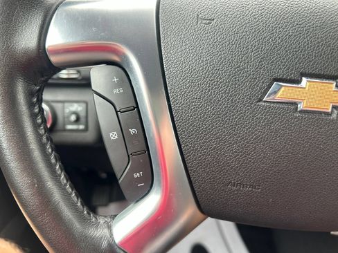 Used 2016 Chevrolet Traverse LT FWD image 27