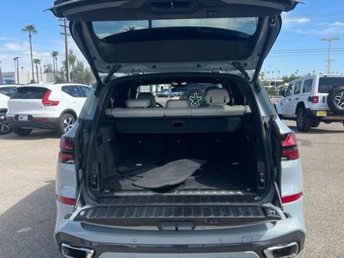 Used 2024 BMW X5 xDrive50e w/ Executive Package AWD/4WD image 27