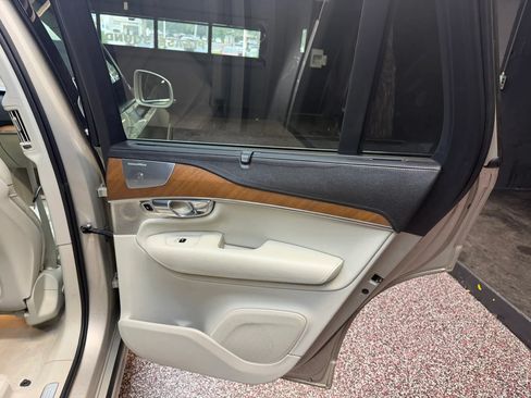 Used 2016 Volvo XC90 T6 Inscription AWD/4WD image 23