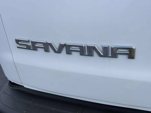 Used 2026 GMC Savana 3500 LT w/ LT Preferred Equipment Group RWD image 10