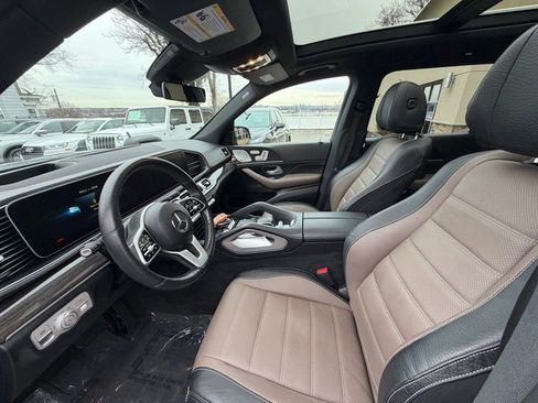 Used 2020 Mercedes-Benz GLS 450 4MATIC image 9