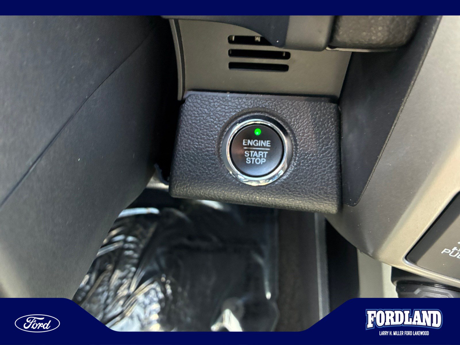 Used 2018 Ford F150 Lariat w/ Equipment Group 502A Luxury AWD/4WD image 29