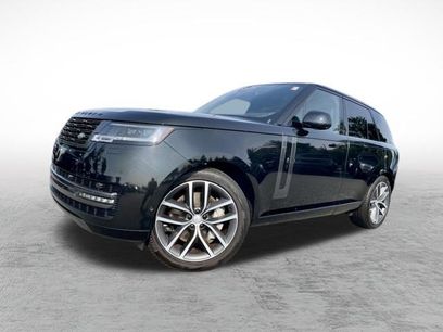 Used 2025 Land Rover Range Rover SE