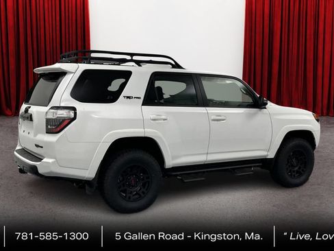 Used 2024 Toyota 4Runner TRD Pro AWD/4WD image 5