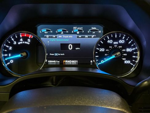 Used 2019 Ford F250 Lariat w/ Lariat Ultimate Package image 16