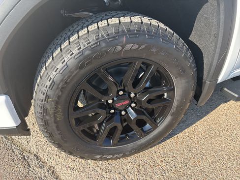 New 2026 GMC Sierra 1500 Elevation w/ Preferred Package image 22