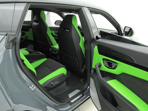 Used 2022 Lamborghini Urus AWD/4WD image 53