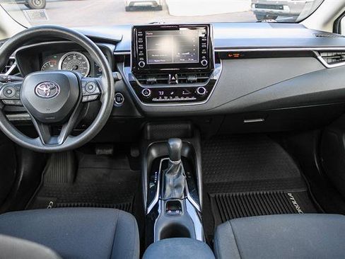 Used 2020 Toyota Corolla LE w/ LE Premium Package image 12