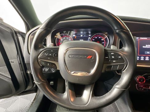 Used 2019 Dodge Charger GT w/ Performance Handling Group RWD image 17