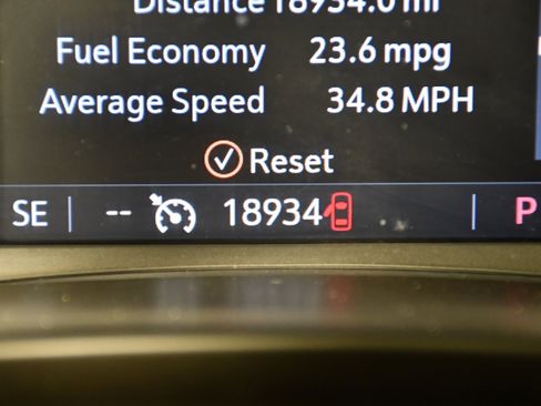 Used 2025 Chevrolet Blazer LT AWD/4WD image 17