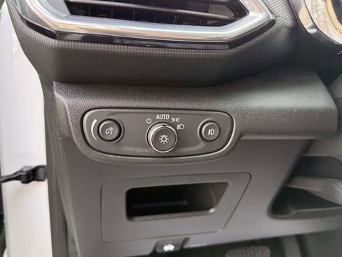 Certified 2023 Chevrolet TrailBlazer LT w/ Convenience Package image 17