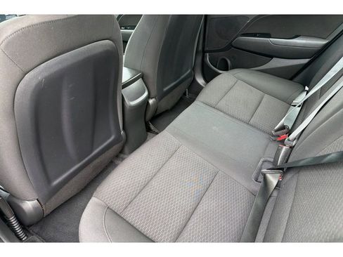 Used 2020 Hyundai Elantra SEL w/ Cargo Package (C1) FWD image 14