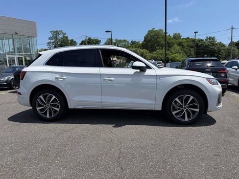 Certified 2023 Audi Q5 2.0T Premium w/ Convenience Package AWD/4WD image 5