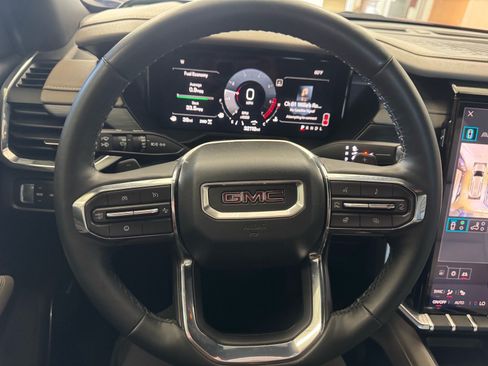 Used 2024 GMC Acadia Elevation w/ Black Edition AWD/4WD image 26