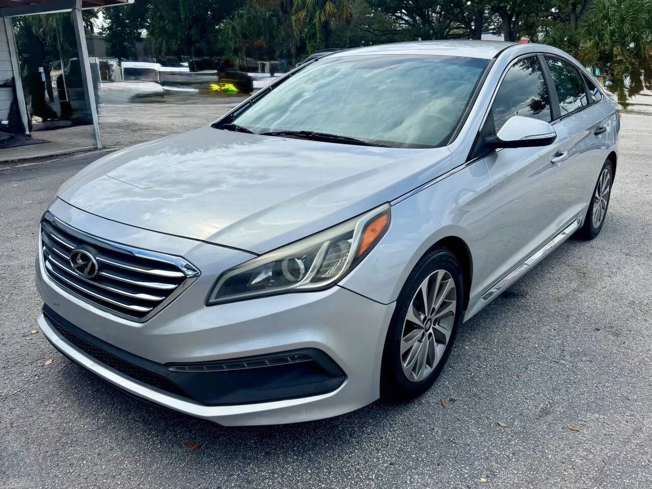 Used 2015 Hyundai Sonata Sport FWD image 11