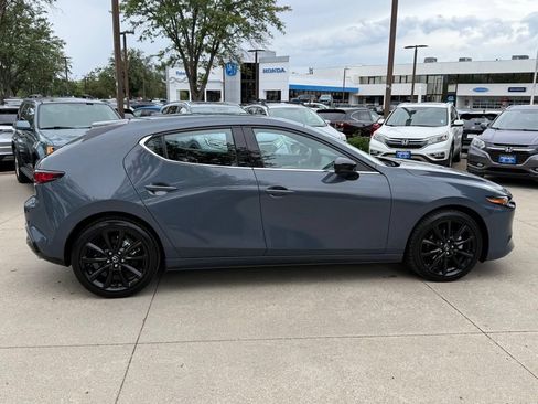Used 2021 MAZDA MAZDA3 AWD 2.5 Turbo Hatchback image 3