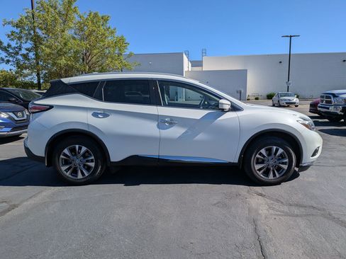 Used 2018 Nissan Murano SL w/ Moonroof Package AWD/4WD image 2