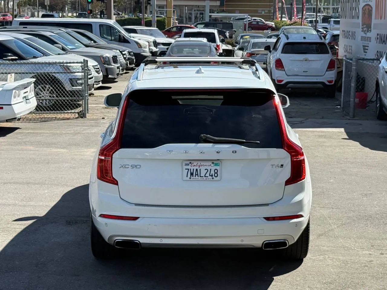 Used 2017 Volvo XC90 T6 Momentum w/ Vision Package AWD/4WD image 21