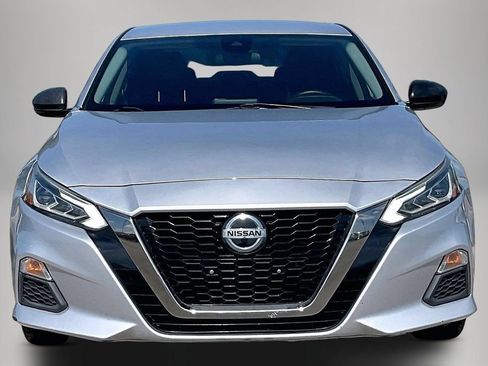 Used 2020 Nissan Altima 2.5 SR FWD image 3